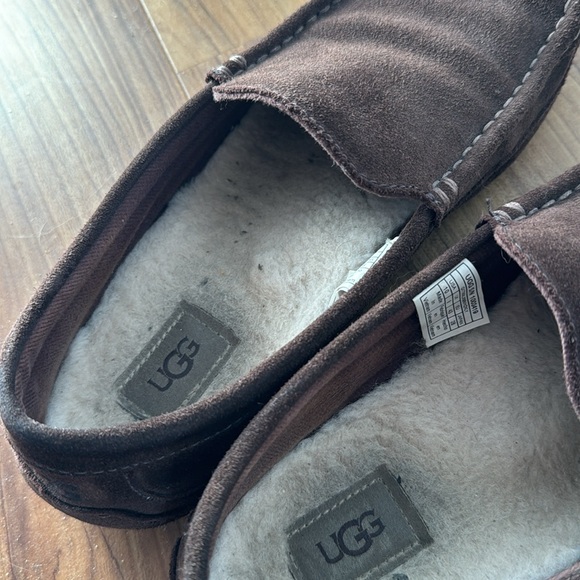 Men’s Ugg alder slippers - Picture 4 of 6